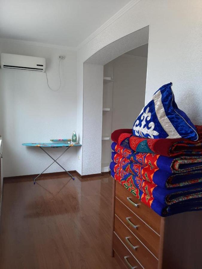 Flat at the seafront Appartamento Aqtau Esterno foto